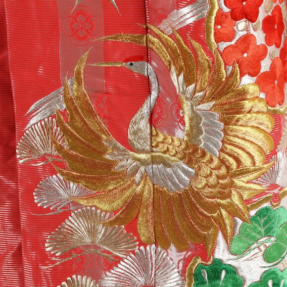 Vintage Embroidered Japanese Uchikake Wedding Kimono - Picture 3 of 9